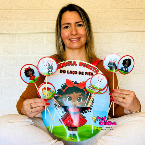 AVENTAL DE HISTÓRIA - MENINA BONITA DO LAÇO DE FITA