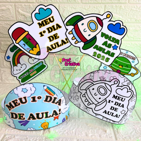 PLAQUINHAS E COROAS - VOLTA ÁS AULAS